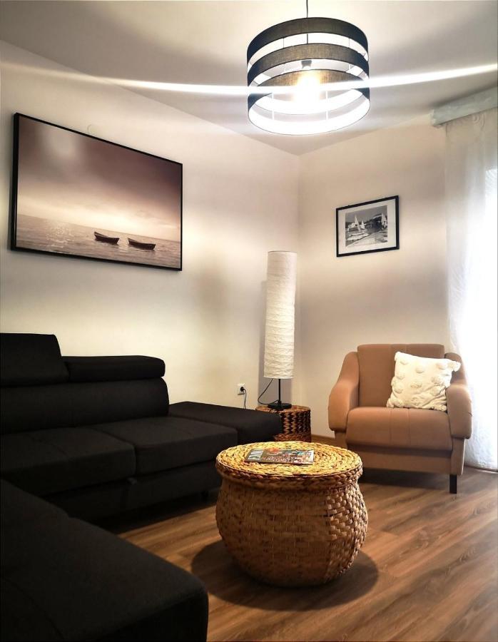 Apartments By The Sea Selce, Crikvenica - 16375 Exterior foto