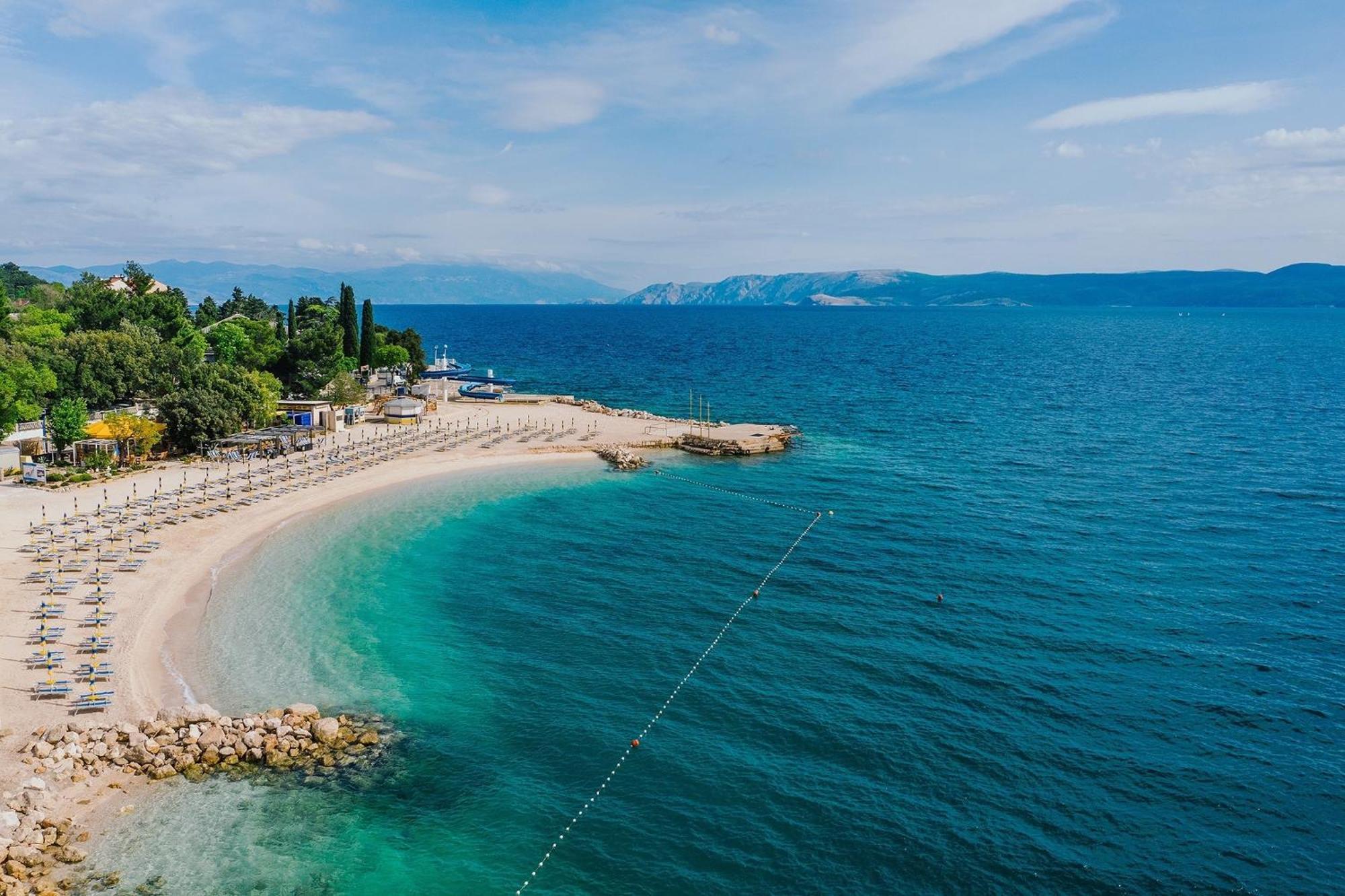 Apartments By The Sea Selce, Crikvenica - 16375 Exterior foto